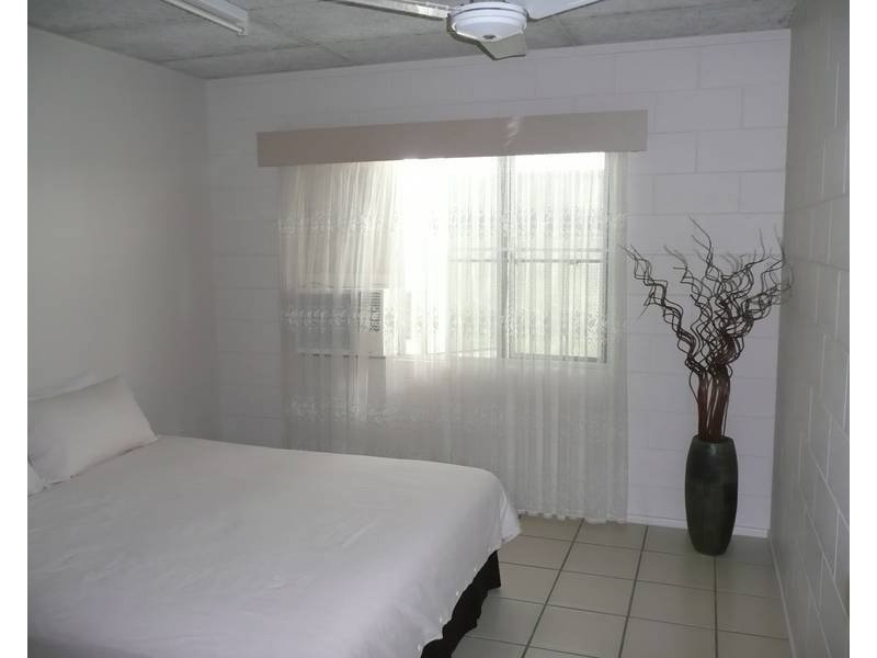 9 Fitzalan Street, Bowen QLD 4805