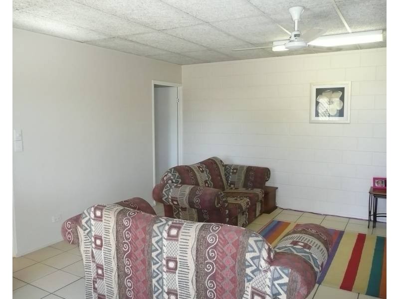 9 Fitzalan Street, Bowen QLD 4805