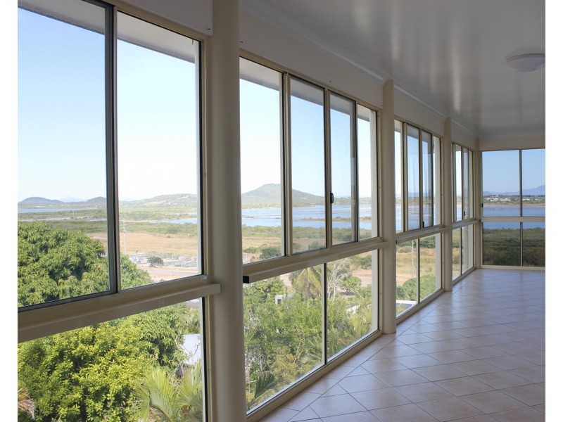 79 Livinstone Street, Bowen QLD 4805