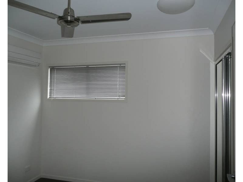 2/34 St Kilda Street, Bowen QLD 4805