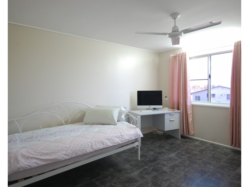 9 Eyles Road, Bowen QLD 4805