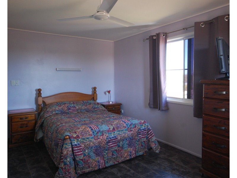 9 Eyles Road, Bowen QLD 4805