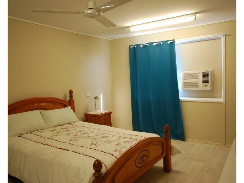 9 Eyles Road, Bowen QLD 4805