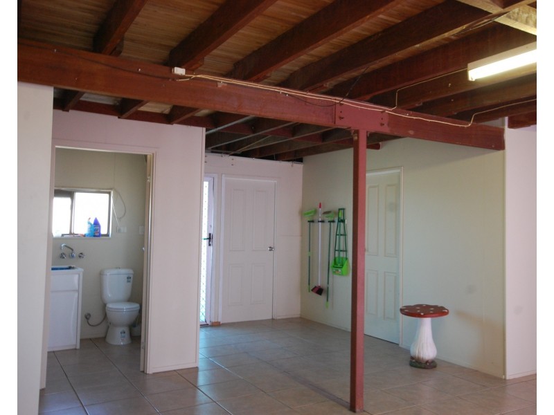 9 Eyles Road, Bowen QLD 4805