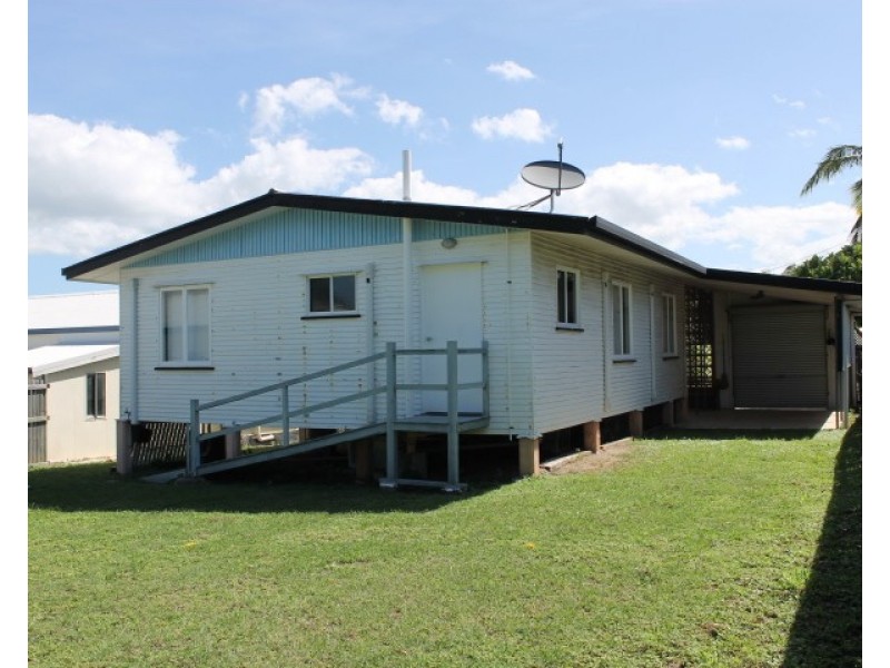 54 Herbert Street, Bowen QLD 4805