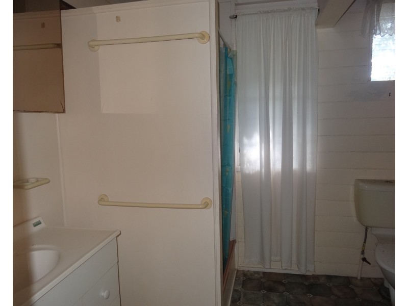 39 Sinclair Street, Bowen QLD 4805