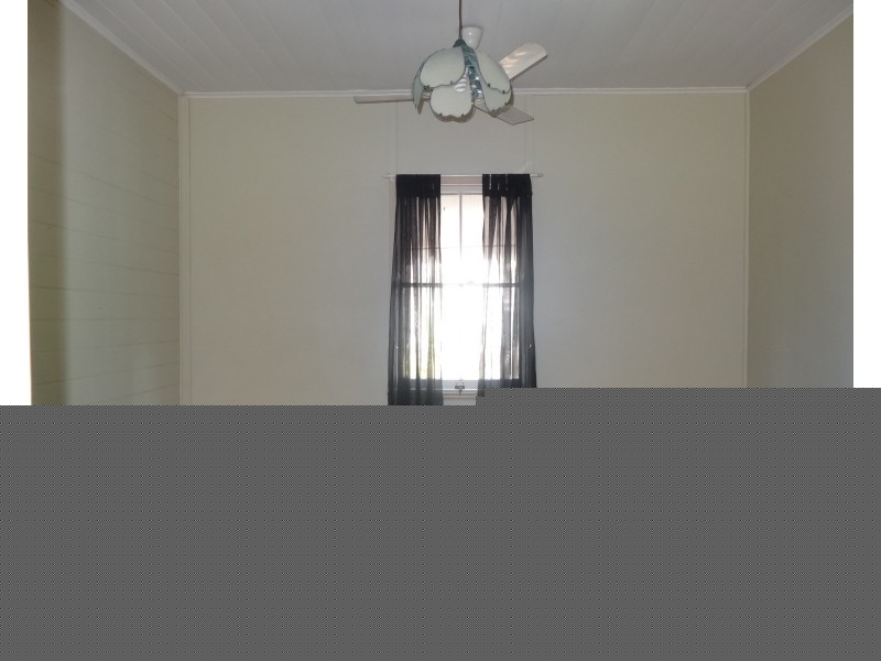 39 Sinclair Street, Bowen QLD 4805