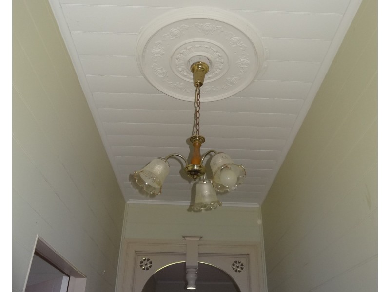 39 Sinclair Street, Bowen QLD 4805