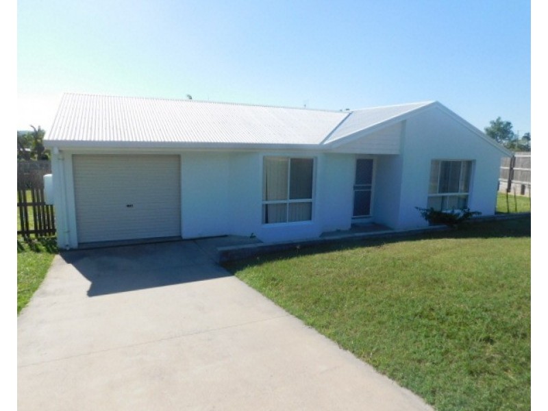 4 Allan Place, Bowen QLD 4805