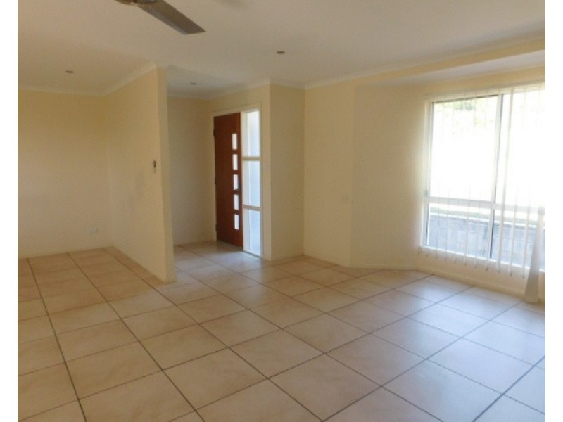 4 Allan Place, Bowen QLD 4805