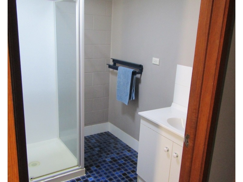 4/2a Powell Street, Bowen QLD 4805