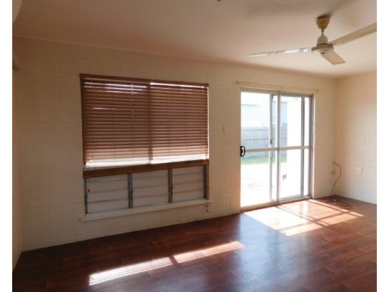 1/71 Horseshoe Bay Road, Bowen QLD 4805
