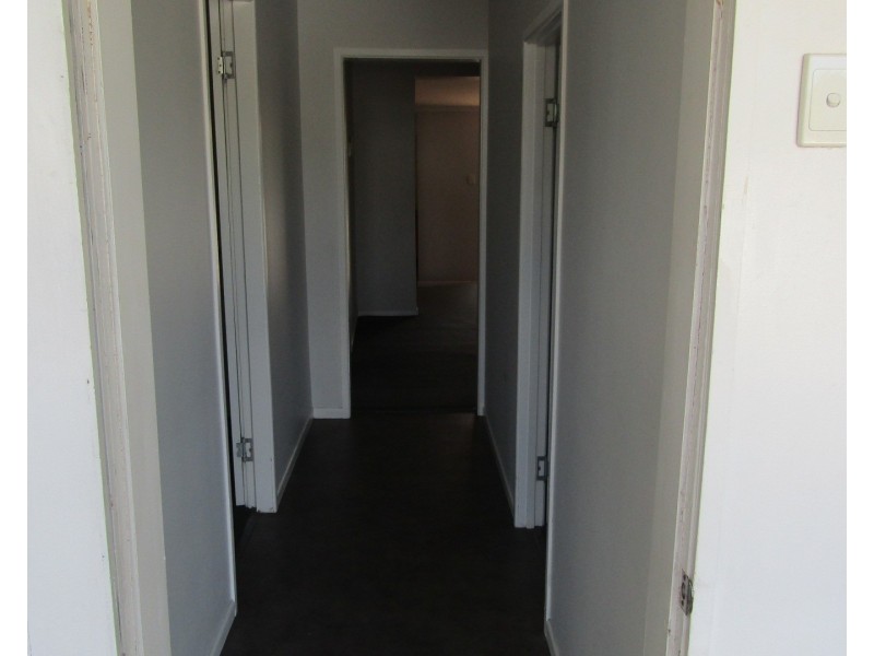 60 Livingstone Street, Bowen QLD 4805