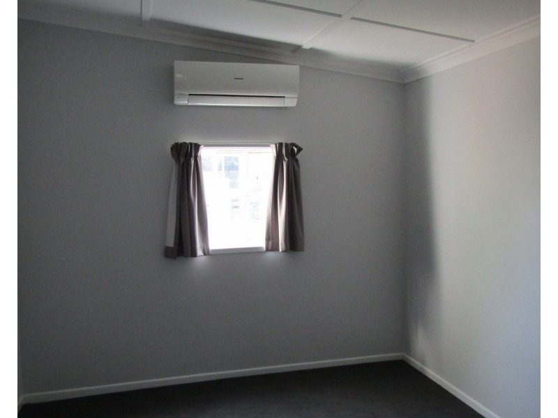 60 Livingstone Street, Bowen QLD 4805