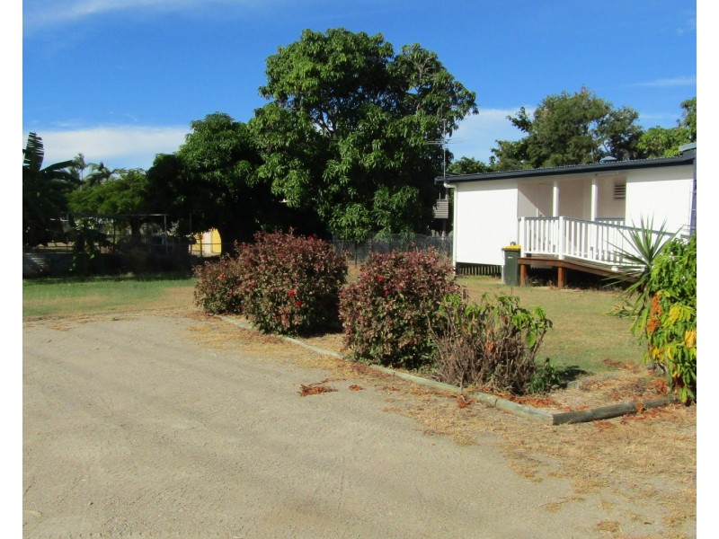 60 Livingstone Street, Bowen QLD 4805