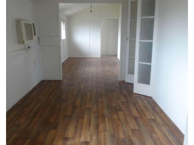 5 Livingstone Street, Bowen QLD 4805