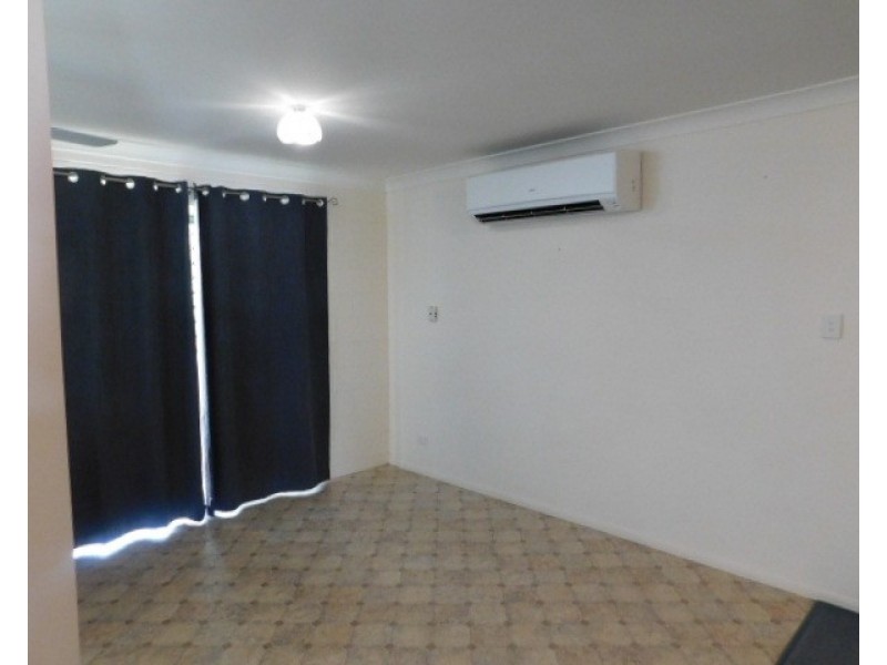 32 Crofton Street, Bowen QLD 4805