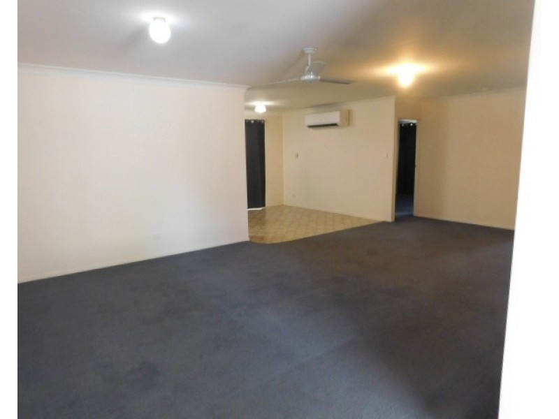 32 Crofton Street, Bowen QLD 4805