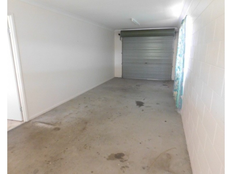 32 Crofton Street, Bowen QLD 4805