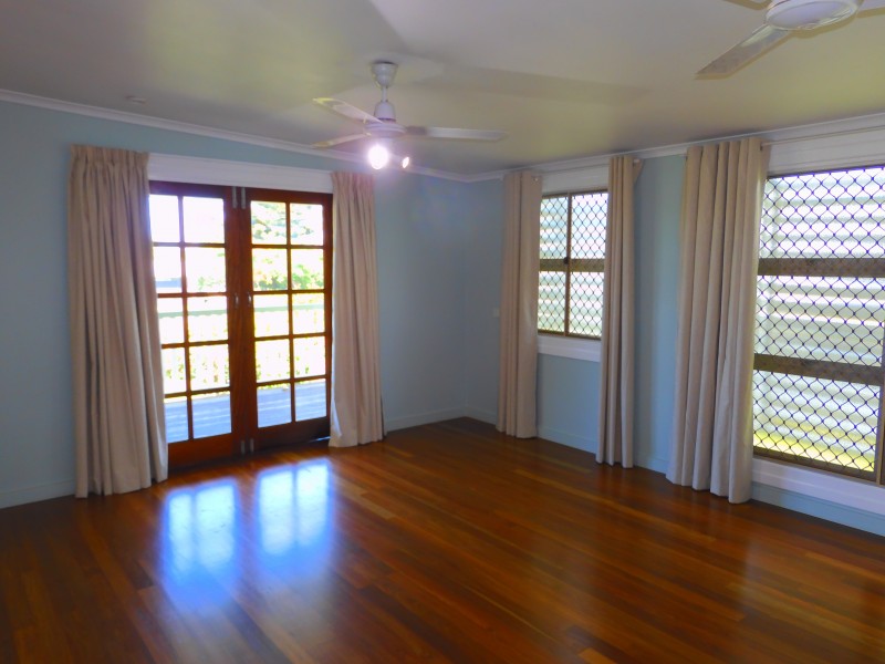 31 Leichhardt Street, Bowen QLD 4805