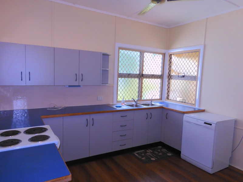 31 Leichhardt Street, Bowen QLD 4805