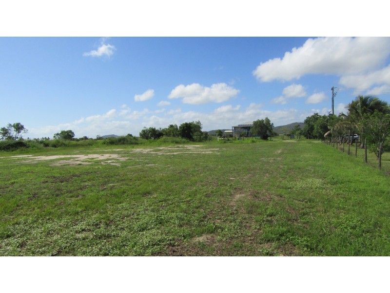 19 Ascot Crescent, Bowen QLD 4805