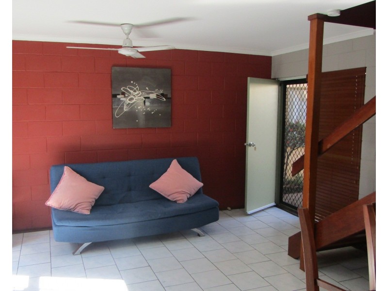 4/2a Powell Street, Bowen QLD 4805