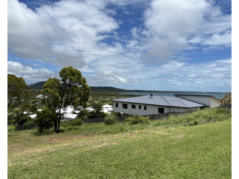 15 Harbour View Terrace, Bowen QLD 4805