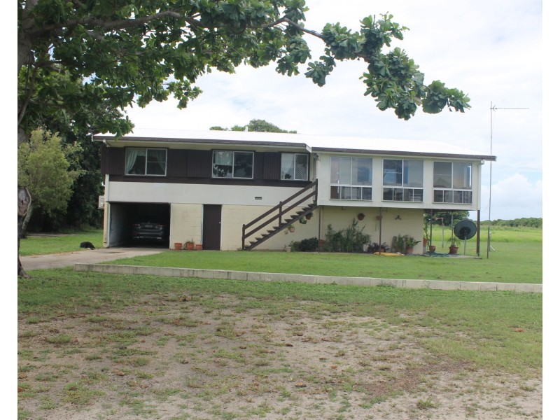 62 Millers Lane, Bowen QLD 4805