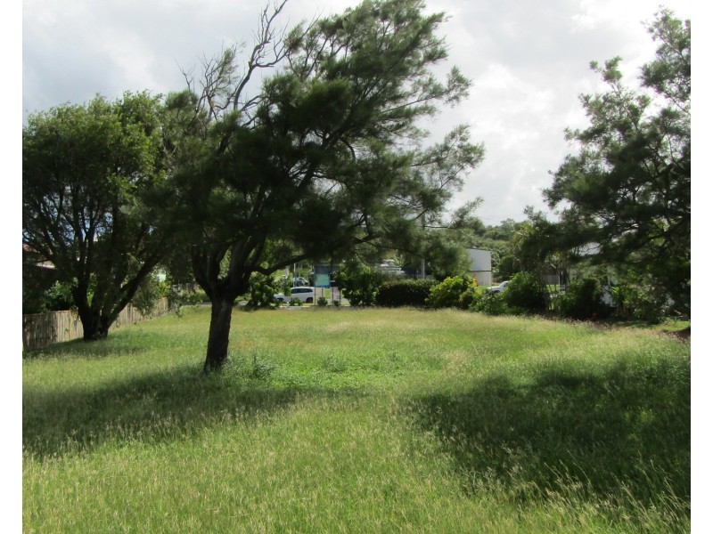 112 Herbert Street, Bowen QLD 4805