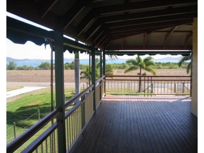 36 Wentworth Street, Bowen QLD 4805