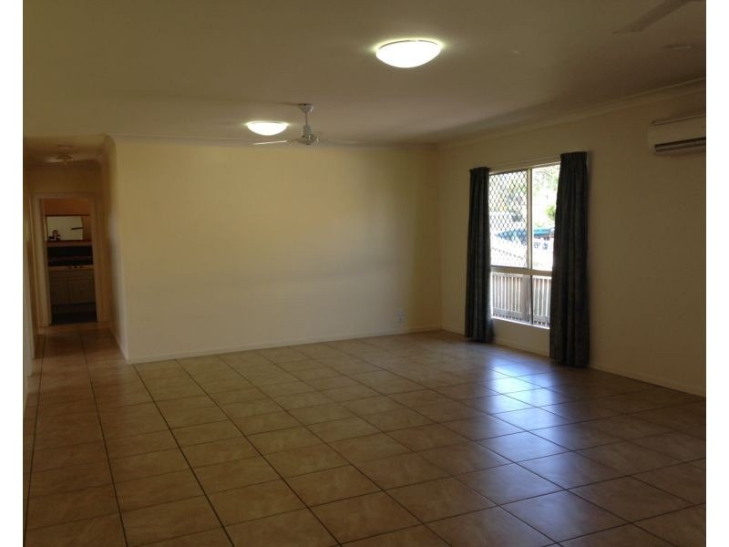 46 Creek Street, Bowen QLD 4805