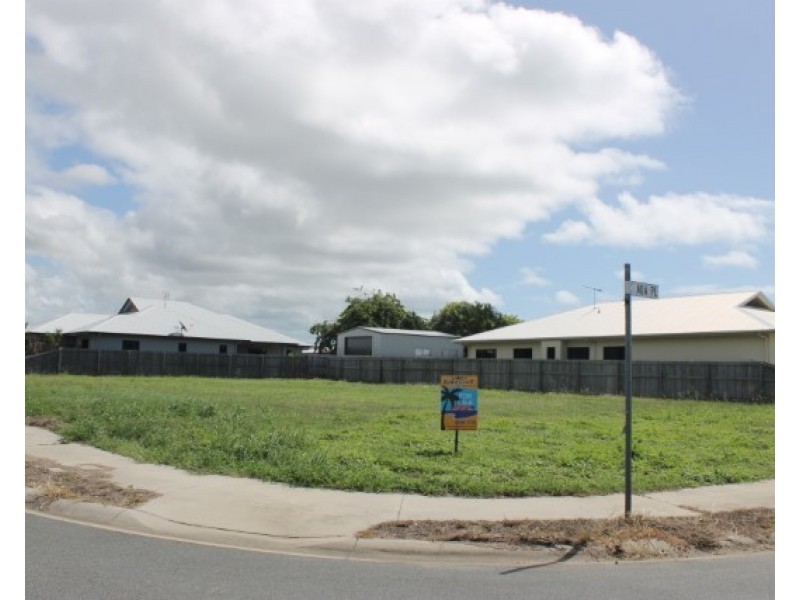 1 Ada Place, Bowen QLD 4805