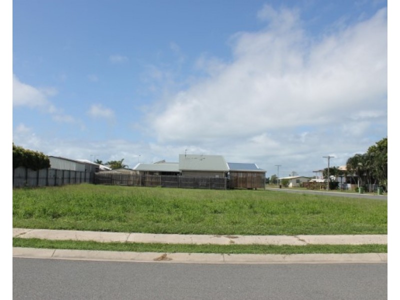 2 Ada Place, Bowen QLD 4805