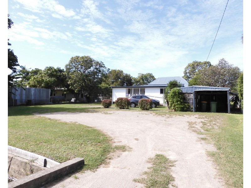60 Livingstone Street, Bowen QLD 4805