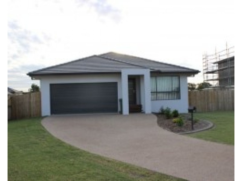 19 Baker Street, Bowen QLD 4805