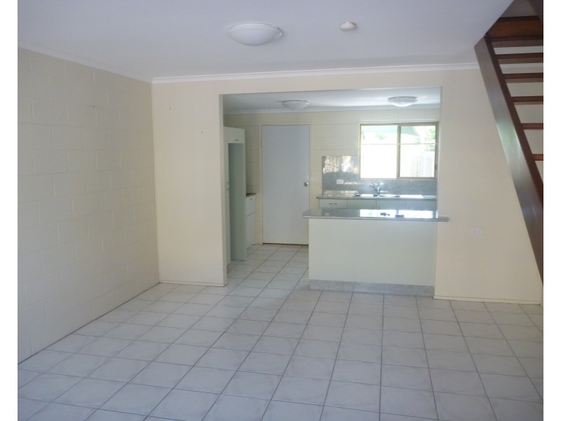 7/2a Powell Street, Bowen QLD 4805