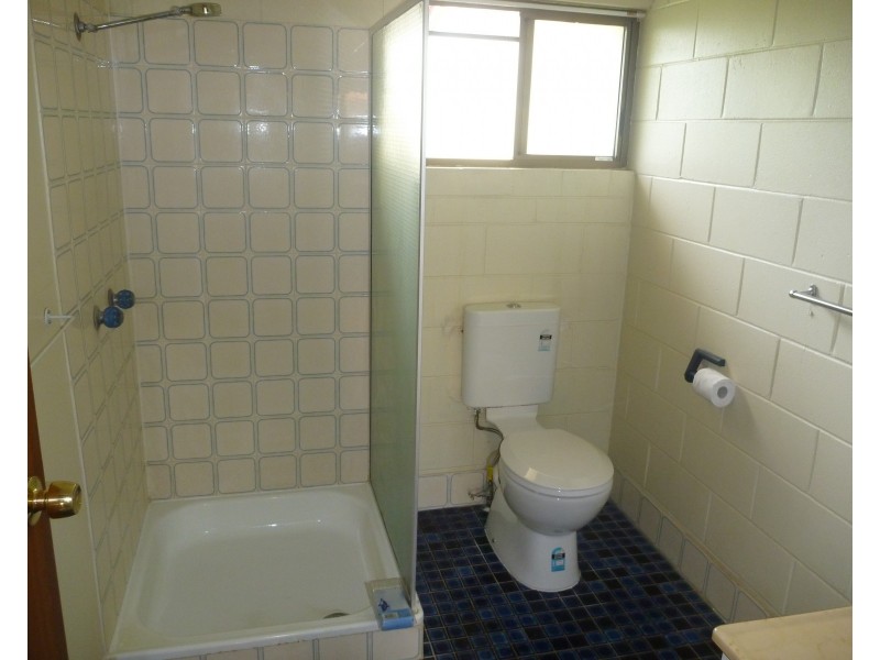 7/2a Powell Street, Bowen QLD 4805