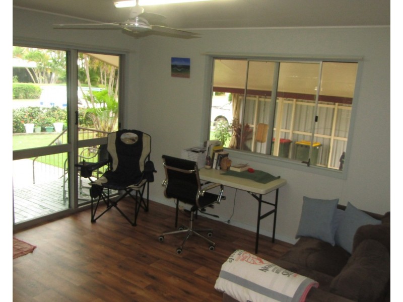 10 Dove Street, Bowen QLD 4805