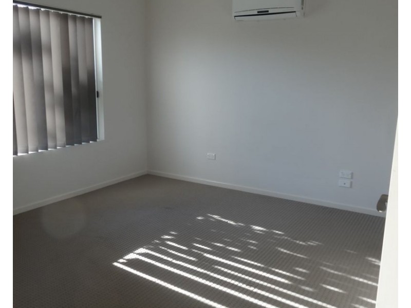 22 Seabreeze Crescent, Bowen QLD 4805