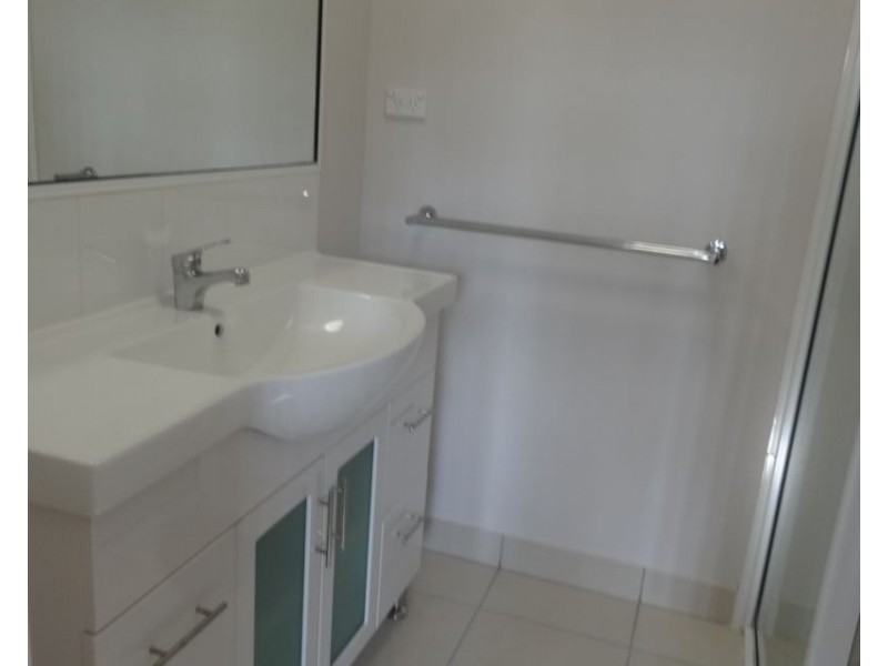 22 Seabreeze Crescent, Bowen QLD 4805