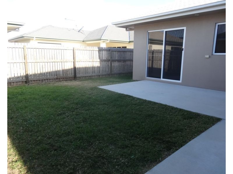 22 Seabreeze Crescent, Bowen QLD 4805
