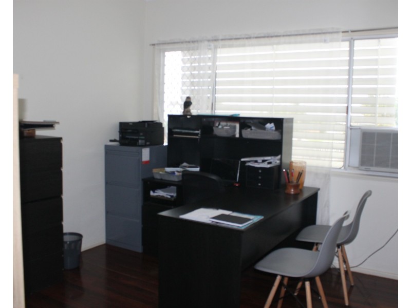 13 Harrison Court, Bowen QLD 4805
