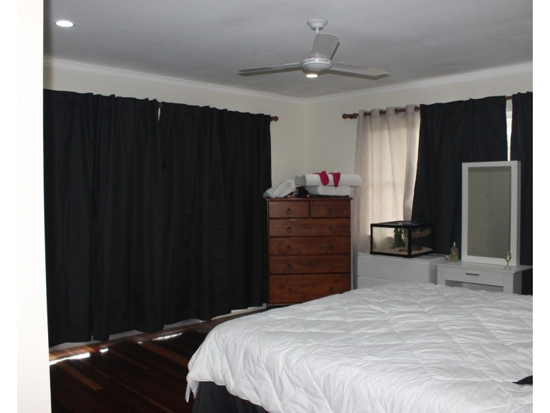 13 Harrison Court, Bowen QLD 4805