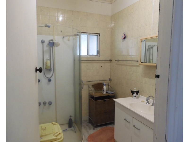 2 Denison Street, Bowen QLD 4805