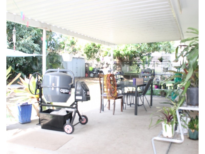 6 Rodney Street, Bowen QLD 4805