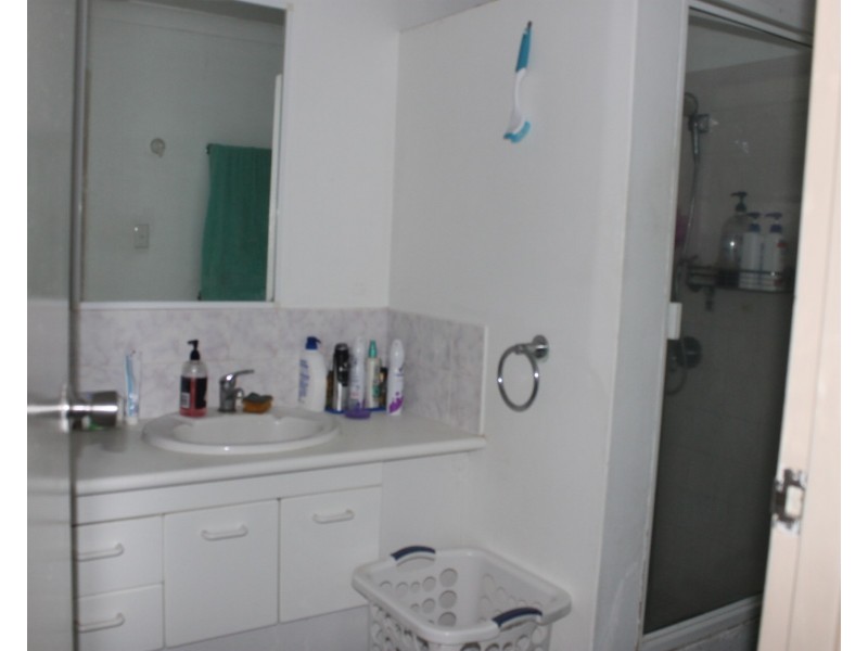 6 Rodney Street, Bowen QLD 4805