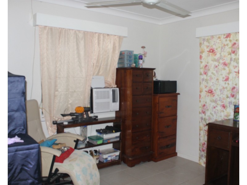 6 Rodney Street, Bowen QLD 4805