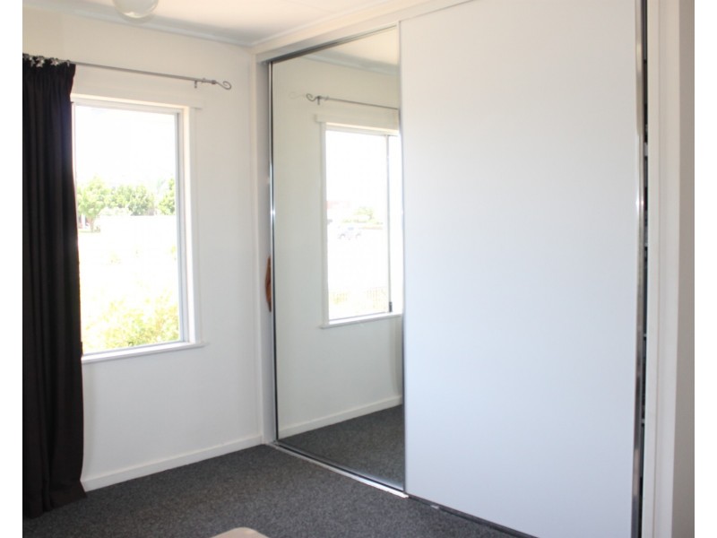 28 Livingstone Street, Bowen QLD 4805