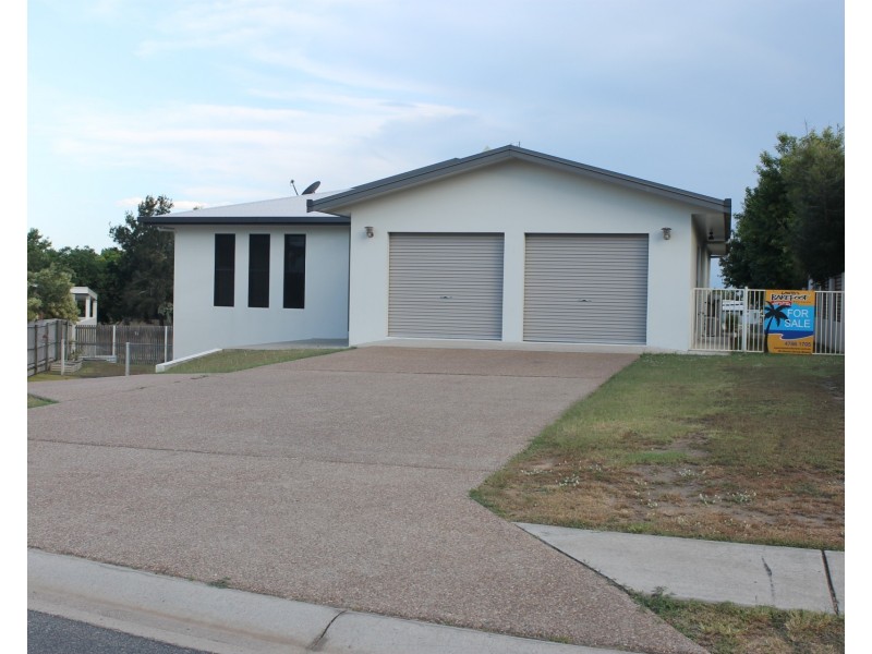 16 Silk Road, Bowen QLD 4805